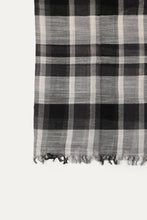 Load image into Gallery viewer, Colour Contrast Scarf
