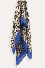 Load image into Gallery viewer, Cheetah Print Scarf
