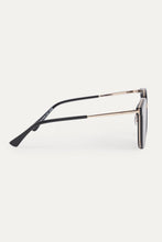 Load image into Gallery viewer, Sunglasses

